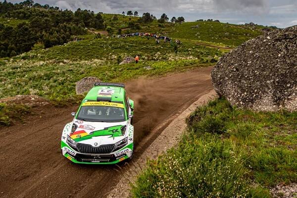 Portugalská rallye: Kajetan Kajetanowicz s vozem ŠKODA zvítězil v kategorii WRC3 - Škoda Storyboard