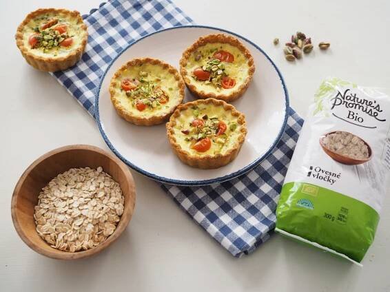 RECEPT | SLANÉ KOLÁČKY S RAJČATY A MOZZARELLOU | Na skok v kuchyni