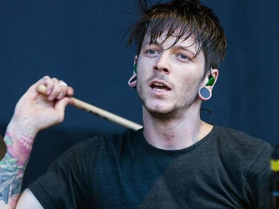 Music agent Dave Shapiro and ex-Devil Wears Prada drummer Daniel Williams die in San Diego plane crash