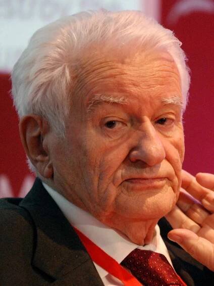 Dragoljub Mićunović