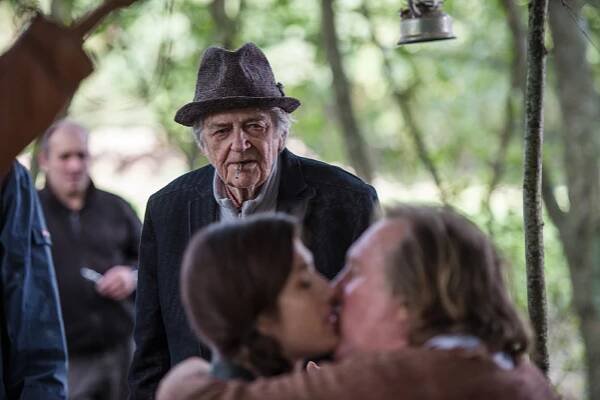 Tournage du court-métrage Agafia pour France 2 (Jean Pierre Mocky) d'après une nouvelle de Tchekhov. Les retrouvailles de Gérard Depardieu et Pierre Richard au cinéma, avec Olga Korotyayeva - Film set / Studio Ciné Live ( 2014)