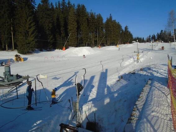 Lyžování Harrachov | Sjezdovka pro děti a lyžaře začátečníky