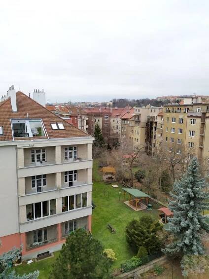 Pronájem 2+1/balkon, 53m2, Vršovice - Praha 10
