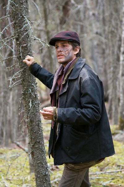'Klondike's' Abbie Cornish, Johnny Simmons on Finding Gold in History