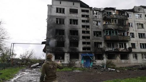 Hledáme, útočíme, ničíme. Ukrajinští "dronaři" brání Bachmut 24 hodin denně