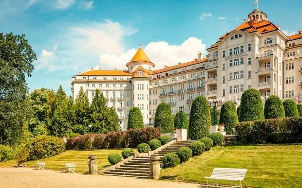 Wellness v Karlových Varech s polopenzí → Hotel Imperial Karlovy Vary