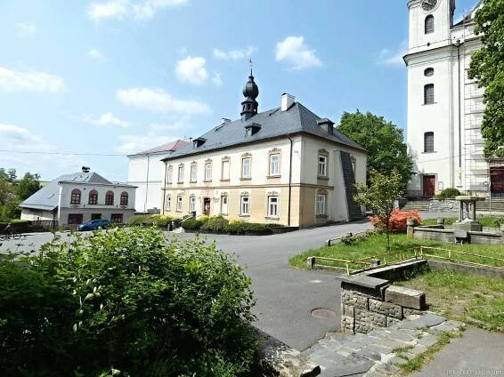 C - Budišov nad Budišovkou - Halaškovo náměstí 009 - radnice
