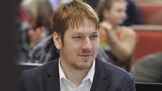 Nová vlna covidu. Vrátí se respirátory, hrazené testy ne, vzkazuje ministerstvo