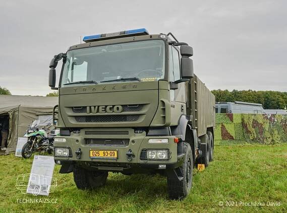 VP - Olomouc - Iveco Trakker AD 380 - TECHNIKAIZS.cz