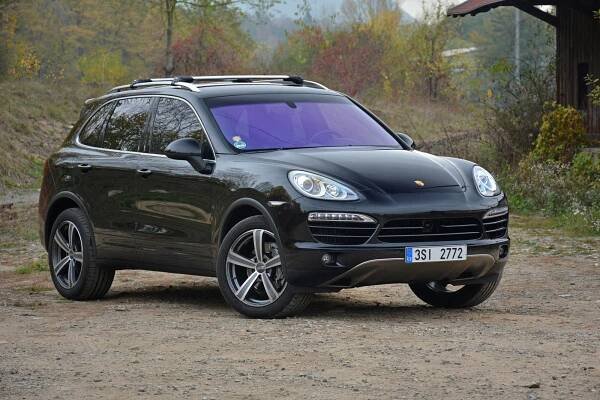 Test ojetiny: Porsche Cayenne je nejlepší luxusní SUV. Co musíte vědět, než si ho pořídíte?