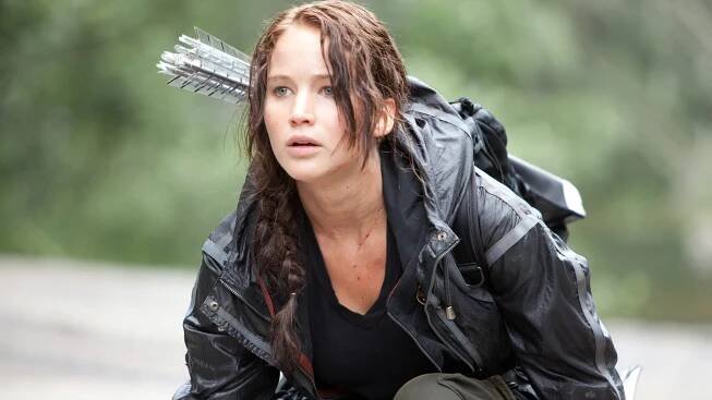 9 věcí, které nevíte o prvních Hunger Games: Komu Jennifer Lawrence způsobila otřes mozku?