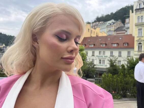 Gabriella Jiráčková se pro tentokrát svěřila do rukou odbornice. 