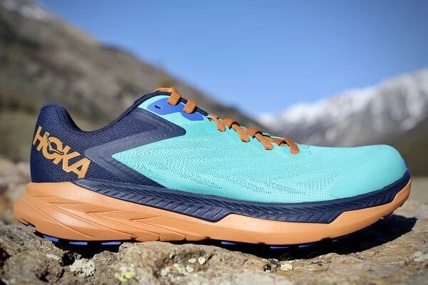 Lateral view of the Hoka One One Zinal