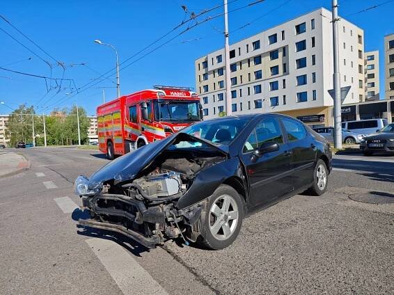Děsivě vypadající nehoda u Géčka naštěstí měla jen lehce zraněné