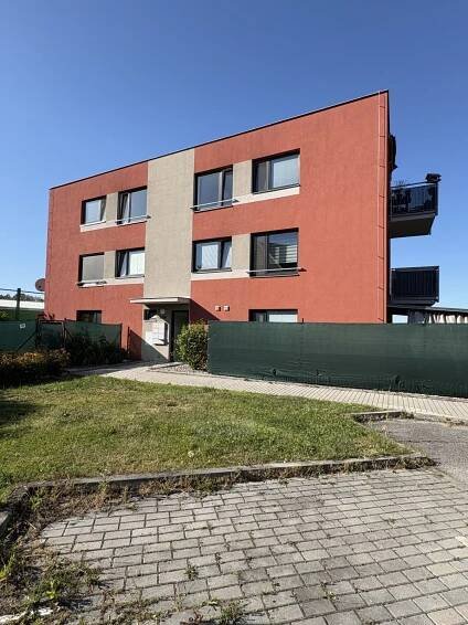Pronájem bytu 2+kk, 42m2, Včelná - České Budějovice