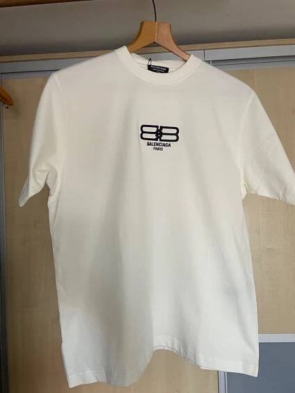 Triko Balenciaga