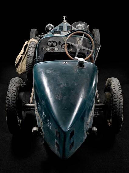 Bugatti Type 35A, 1926. Owners Gigi Baulino & Enrica Varese, Italy. Picture taken at Bugatti International Meeting 2009. Hasselblad 39 Multishot Camera High-resolution file.