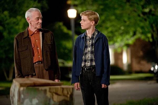 John Mahoney, Callan McAuliffe - Má mě rád, nemá mě rád - Z filmu