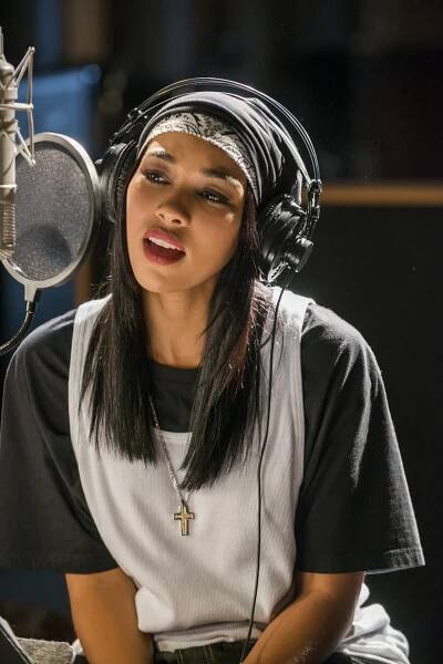 Aaliyah: The Princess of R&B (2014)