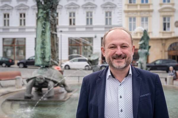 Ředitel Světa knihy o přípravě akce během války a pandemie: Když do hodinek někdo praštil kladivem
