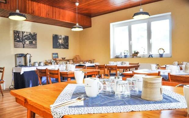 Valašsko: Hotel Sirákov *** s polopenzí, privátním wellness centrem, masážním křeslem a kávou s dezertem