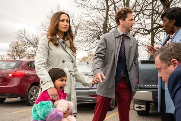 Children Ruin Everything - Bodies - Z filmu - Mikayla SwamiNathan, Meaghan Rath, Aaron Abrams, Seán Cullen, Lisa Codrington