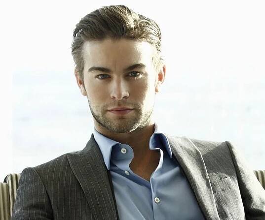 Chace Crawford Biography - Facts, Childhood, Family Life & Achievements
