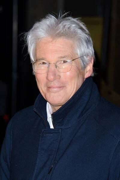 Šedesátník Richard Gere klofnul tuhle o dvacet let mladší Indku s bezvadným tělem