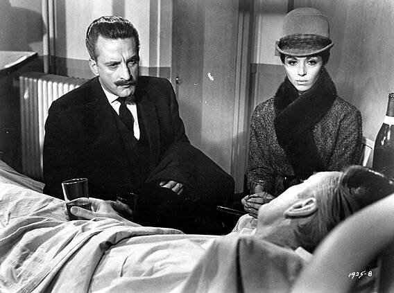 Seznam Adriana Messengera - Z filmu - George C. Scott, Dana Wynter
