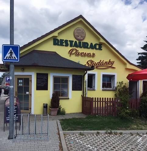 „Dovi dopo“. Keď vám pivo znepríjemní rezervovaný čašník