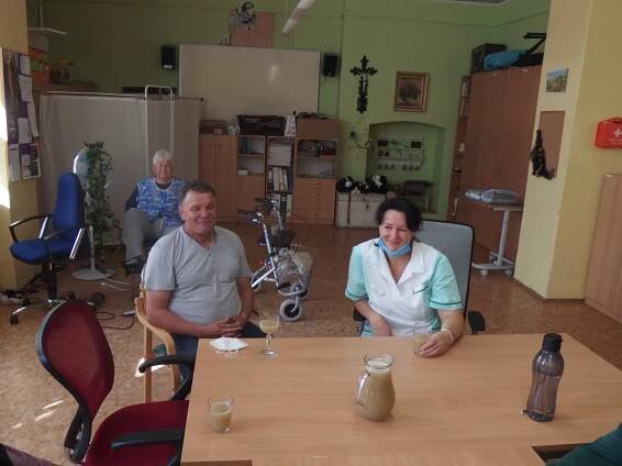 Posezení u burčáku – Domov Božice