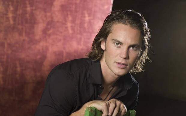 32 Facts About Taylor Kitsch