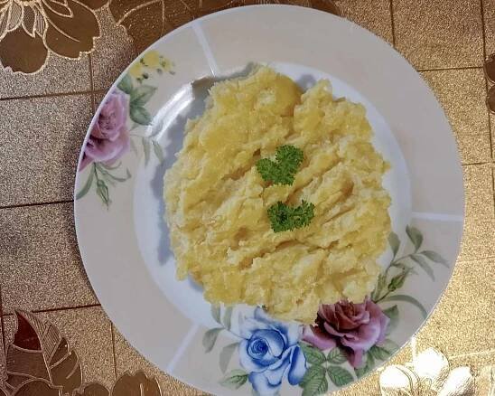 Restované zemiaky s cibuľou (recept)