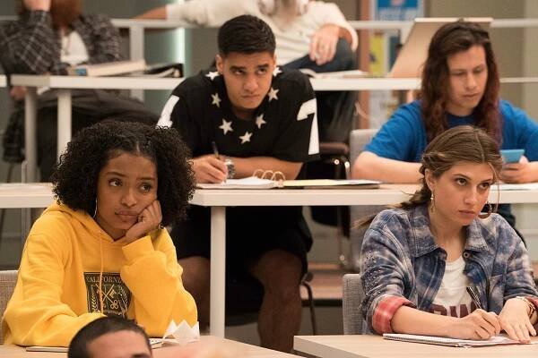 GROWN-ISH, l-r: Yara Shahidi, Jordan Buhat, Emily Arlook in 'Late Registration' (Season 1, Episode 1, aired January 3, 2018). ph: Kelsey McNeal/©Freeform/courtesy Everett Collection