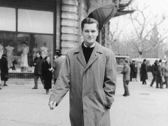John Ashbery’s Whisper Out of Time