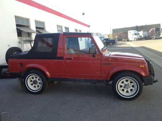 Suzuki Samurai LWB Hardtop 2-Piece Removable Top (1986-1995) - Image 6