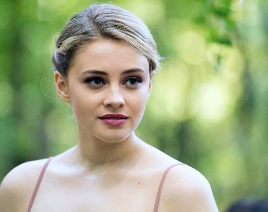 After: Odloučení - Z filmu - Josephine Langford