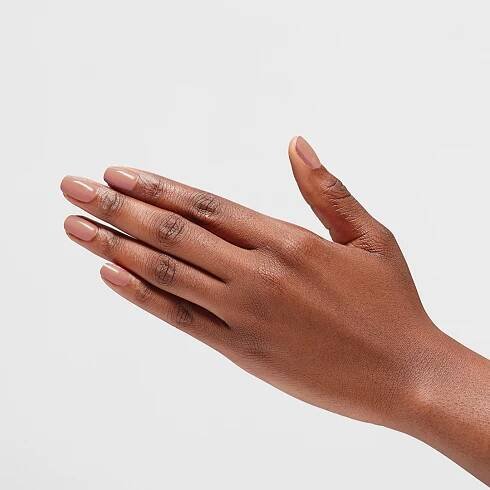 OPI Infinite Shine Classics Barefoot in Barcelona lak béžový 15 EAN (GTIN) 4064665105735
