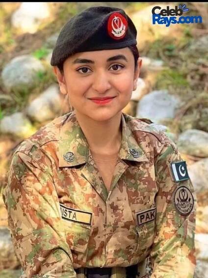 Yumna Zaidi Sinfe Ahan