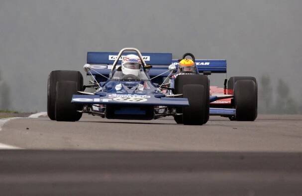 Před 25 lety se poprvé jely historické F1 v Mostě. Dorazil i David Coulthard