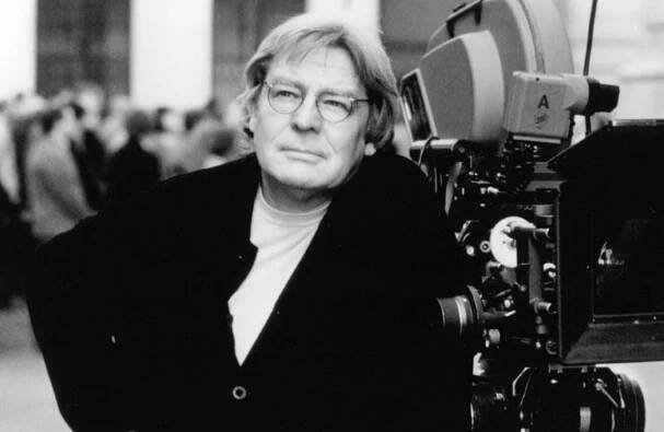 Zemřel Alan Parker, pro Pink Floyd režíroval The Wall