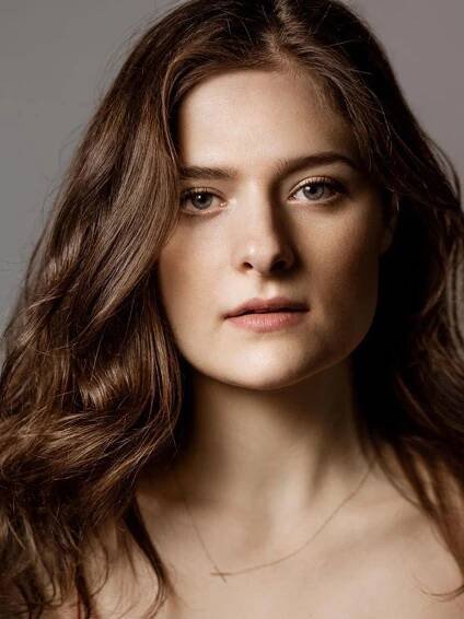 Louisa Jacobson - Actress, Model
