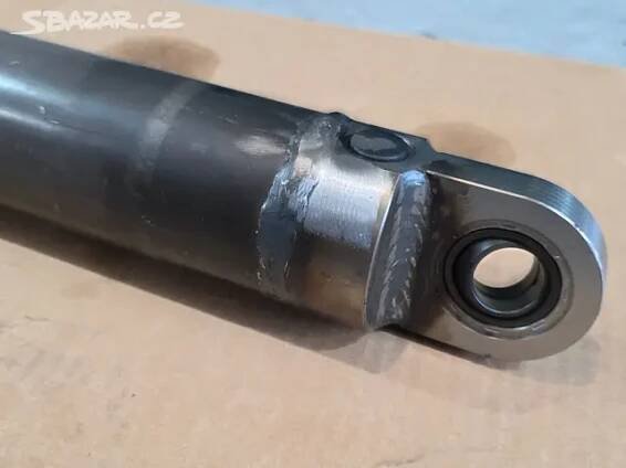 Hydraulický válec 63/32 zdvih 400mm - nový