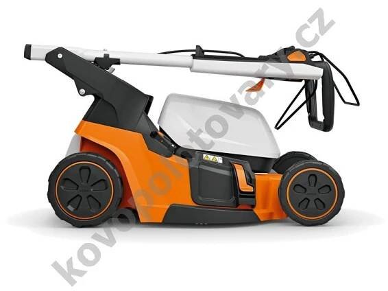 STIHL RMA 448.3 V – AKU sekačka s pojezdem 1,2 kW, záběr 46 cm, koš 52 l | KovoPolotovary.cz 