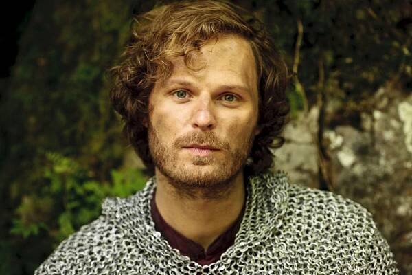 Merlin - Aithusa - Promo - Rupert Young