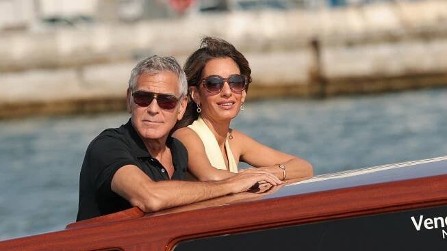 Amal Clooney: Beim Italien-Urlaub mit Ehemann George zeigt sie sich im Braut-Look