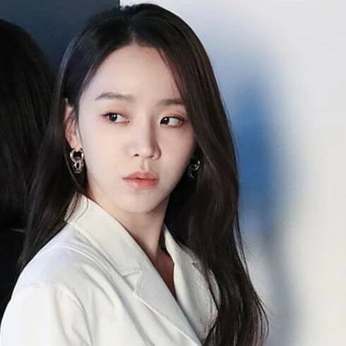 Shin Hye Sun 35