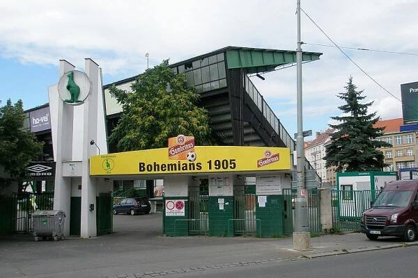 Soubor:Stadion Boh 1905 Vršovice.jpg – Wikipedie