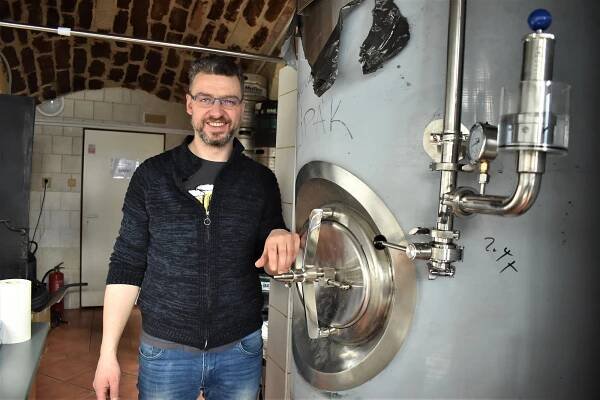 Přistání létajícího pivovaru. Po dlouhé cestě dorazily do Lípy tanky z Číny