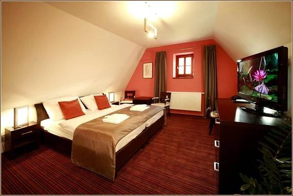 Hotel LAHOFER, Znojmo | Hotel.cz